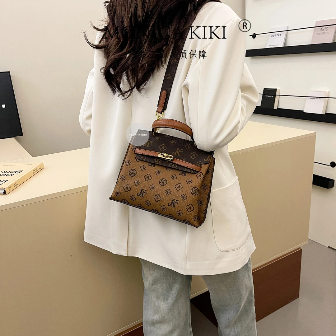 高级感时尚小方包包女2024新款流行印花质感单肩包休闲斜挎包包女