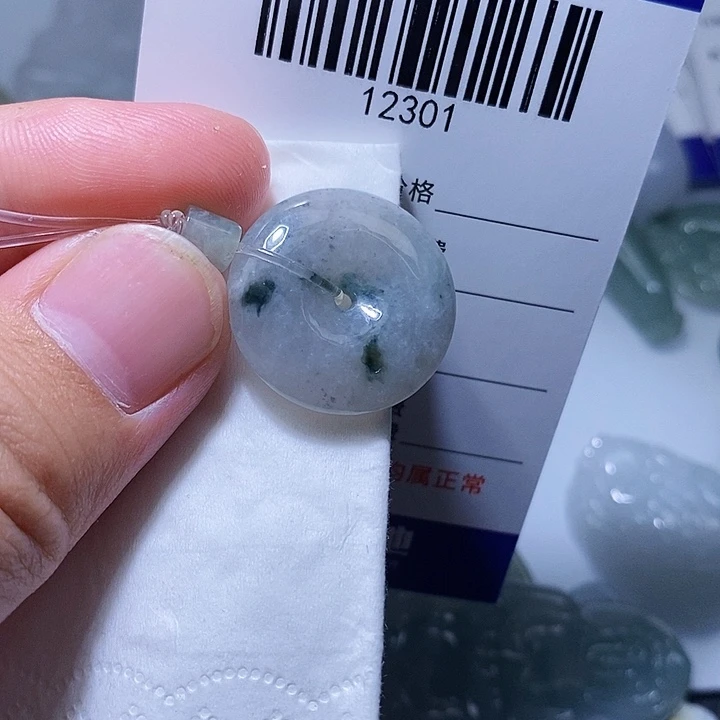 翡翠未镶嵌颈饰天光墟翡翠市场现金代购