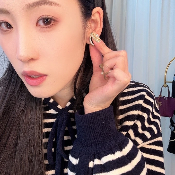 背心微瑕不退换哦