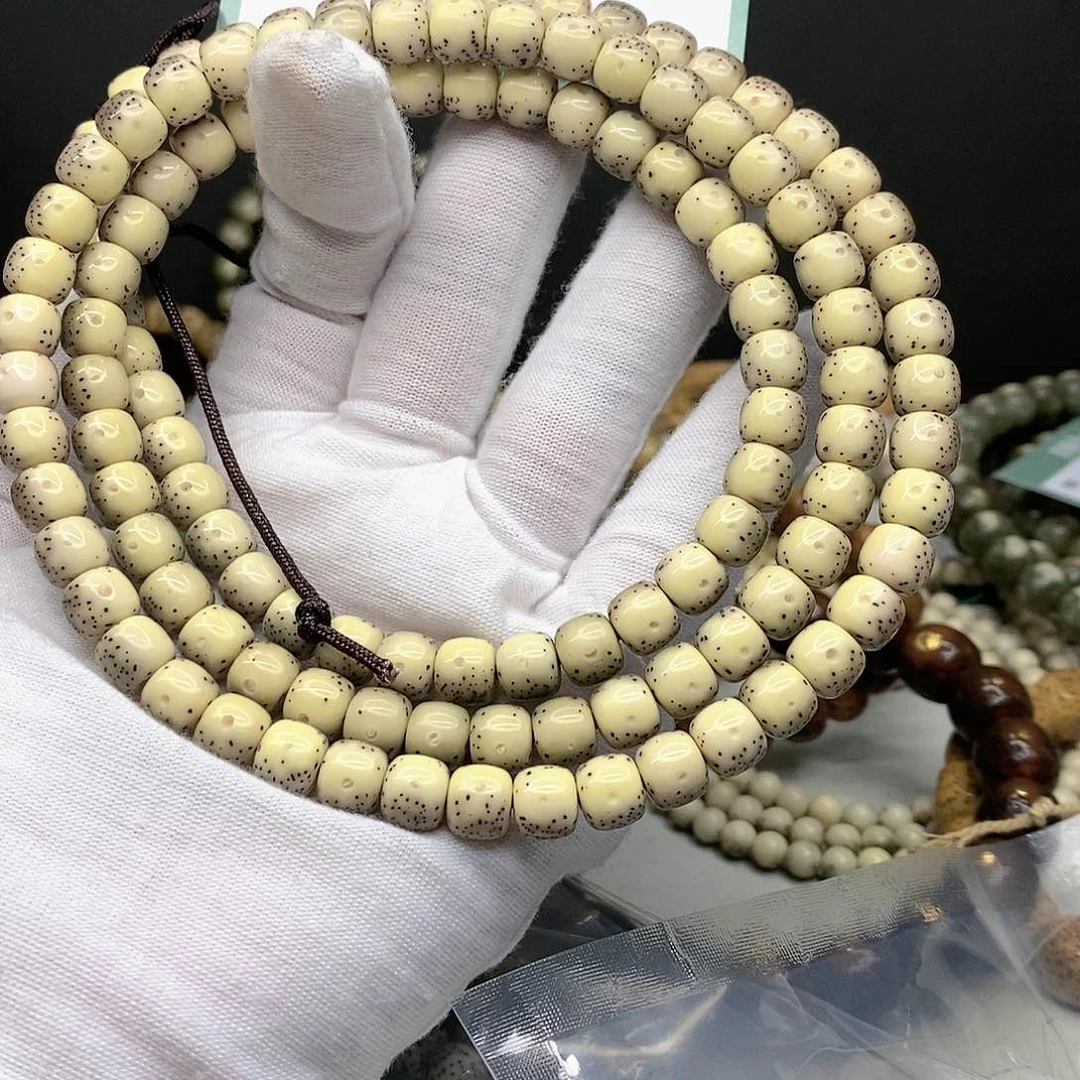星月菩提手串山****）11112222B93