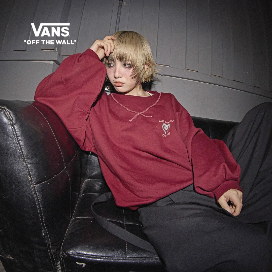 Vans范斯官方 蛇年生肖款女子套头卫衣舒适圆领P3HBQS