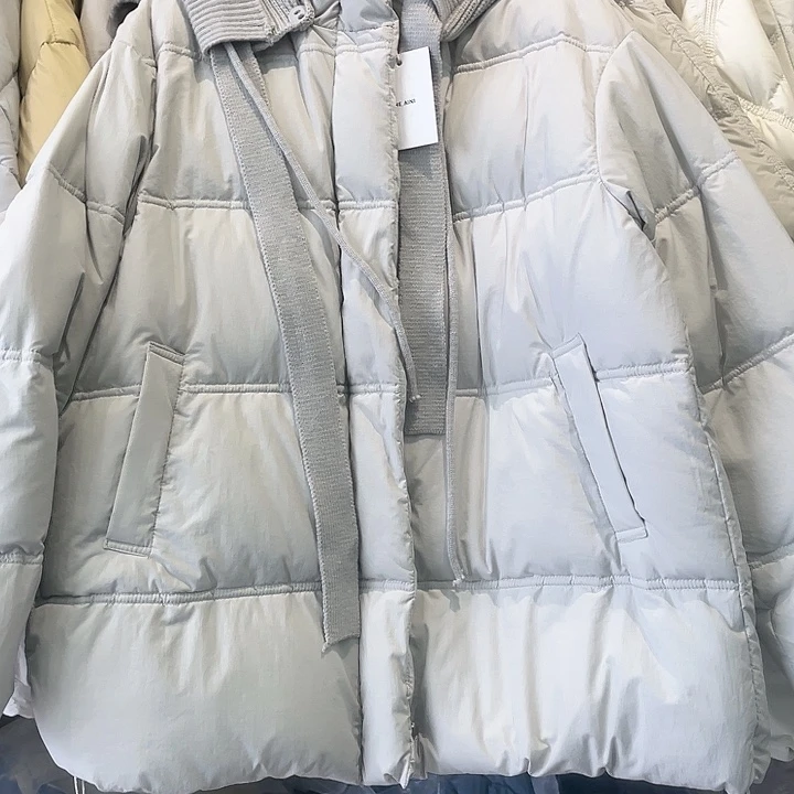 韩系连帽设计羽绒服中长款