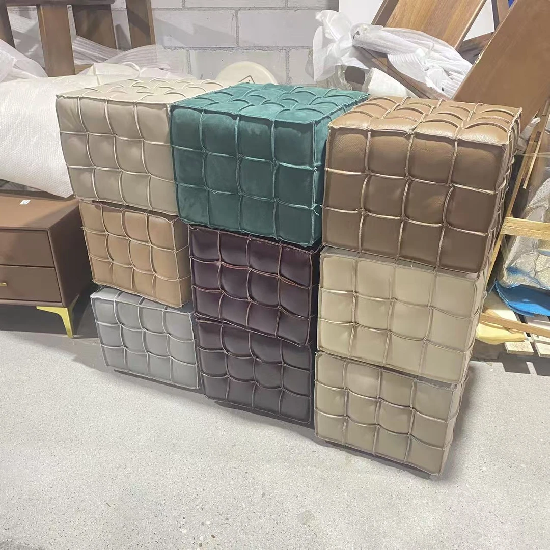 E706#43*43*35全真皮皮墩脚踏【款式颜色不指定】库存尾货（三楼）