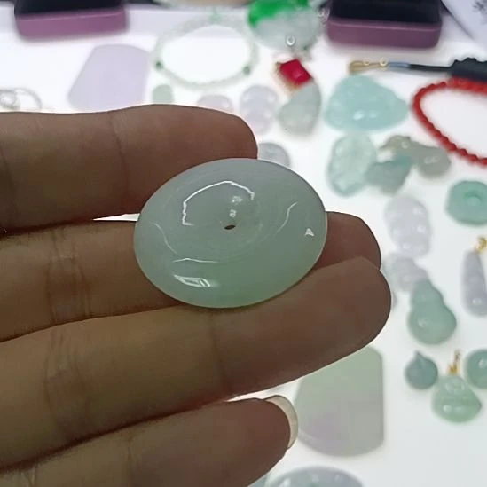 翡翠未镶嵌颈饰翡翠翡