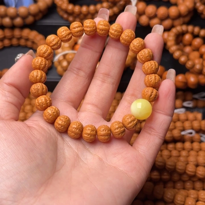 爱***虫吊坠猴头核桃1111111111