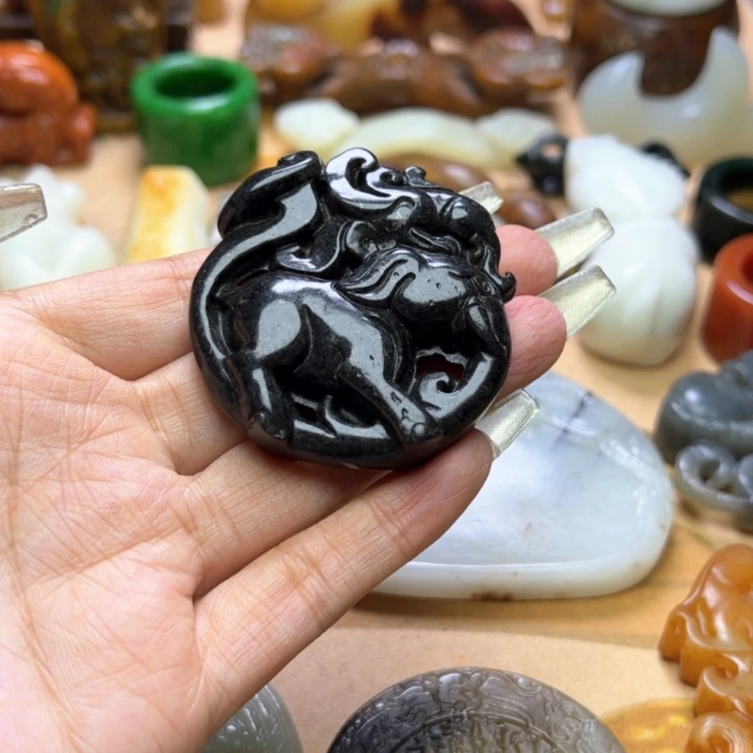 【闪购商品】蛇纹石玉颈饰未镶嵌