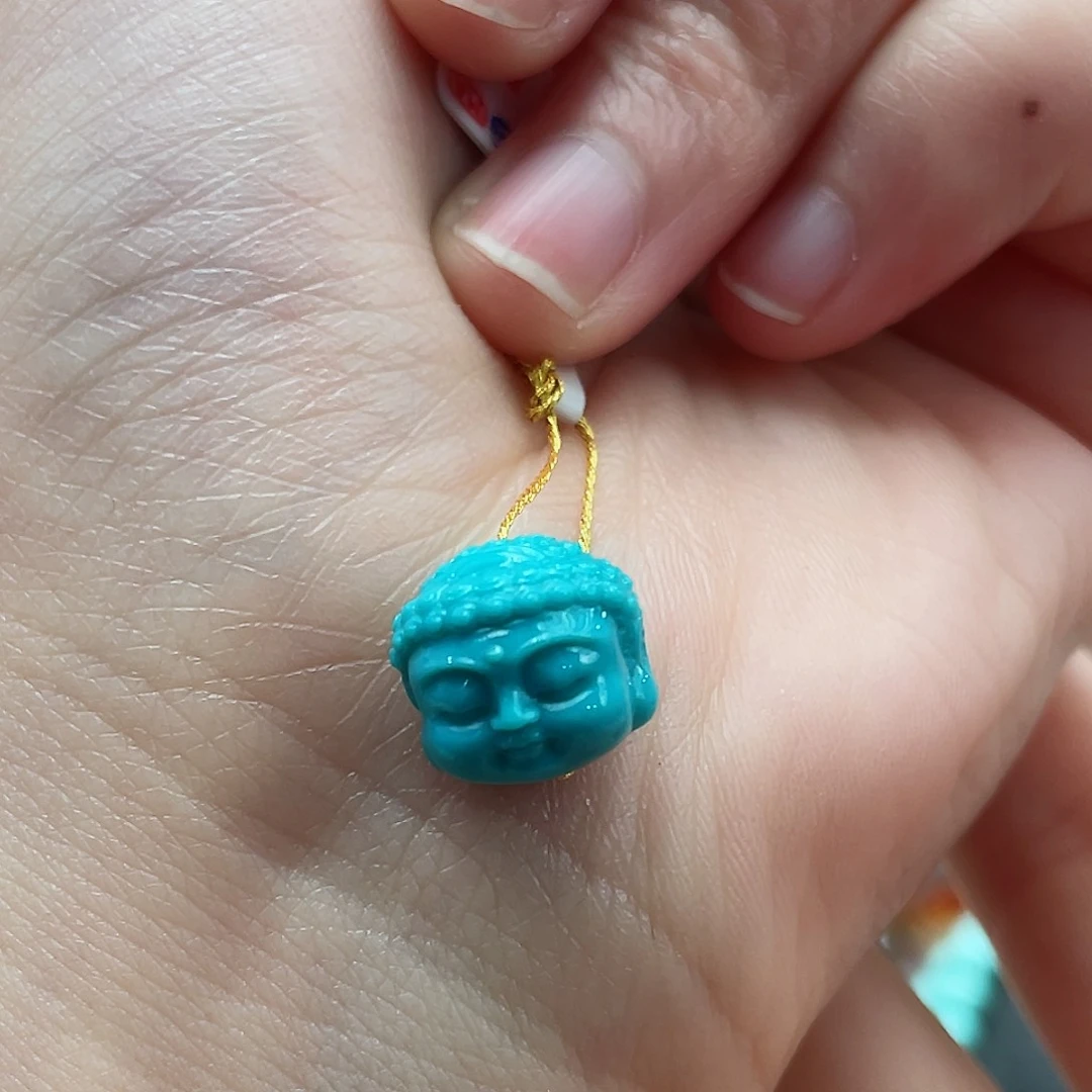 绿松石颈饰未镶嵌