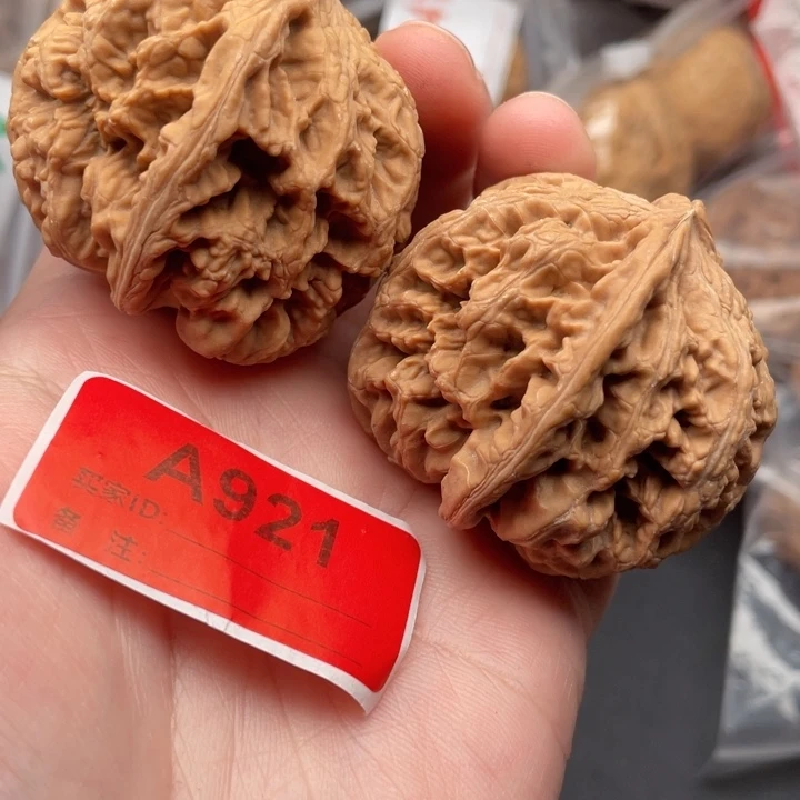 文玩核桃吊坠核桃