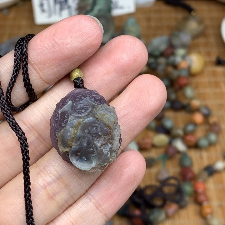 玛瑙/玉髓珠宝半成品未镶嵌五**果