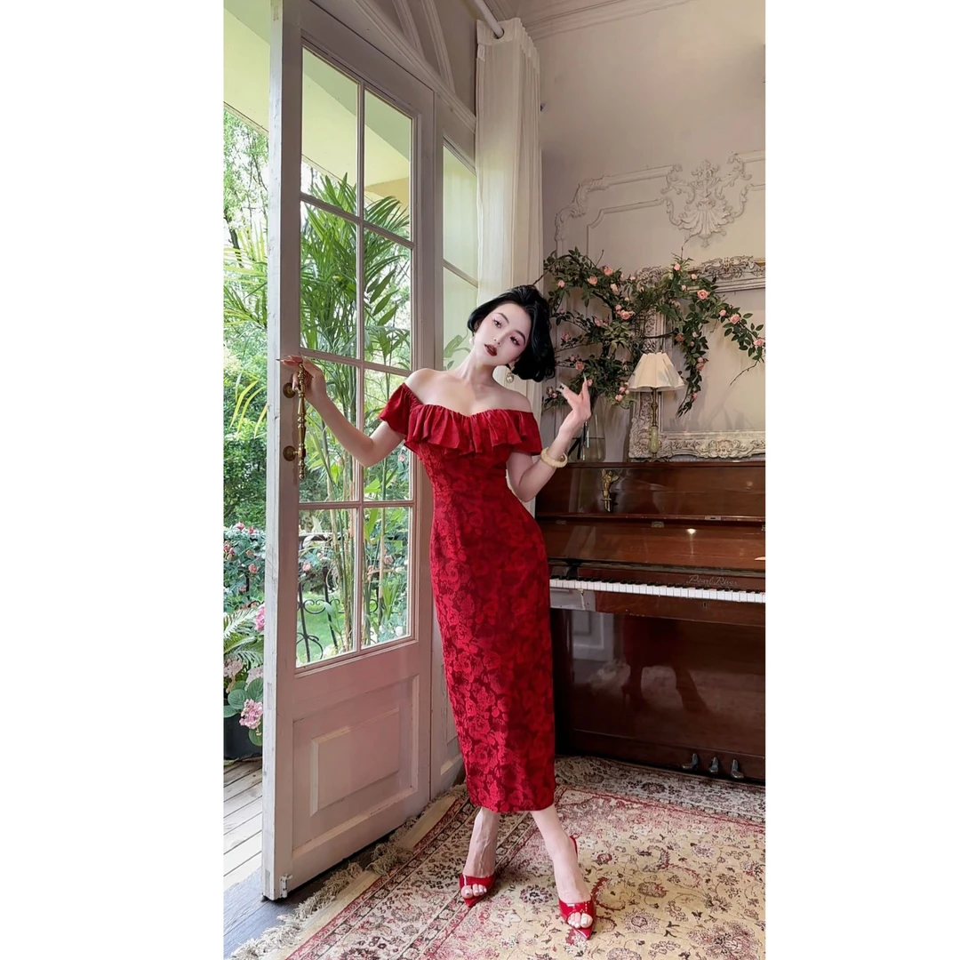 LYXJ【绯色玫瑰】一字肩连衣裙2025新款收腰显瘦后背绑带气质约会裙