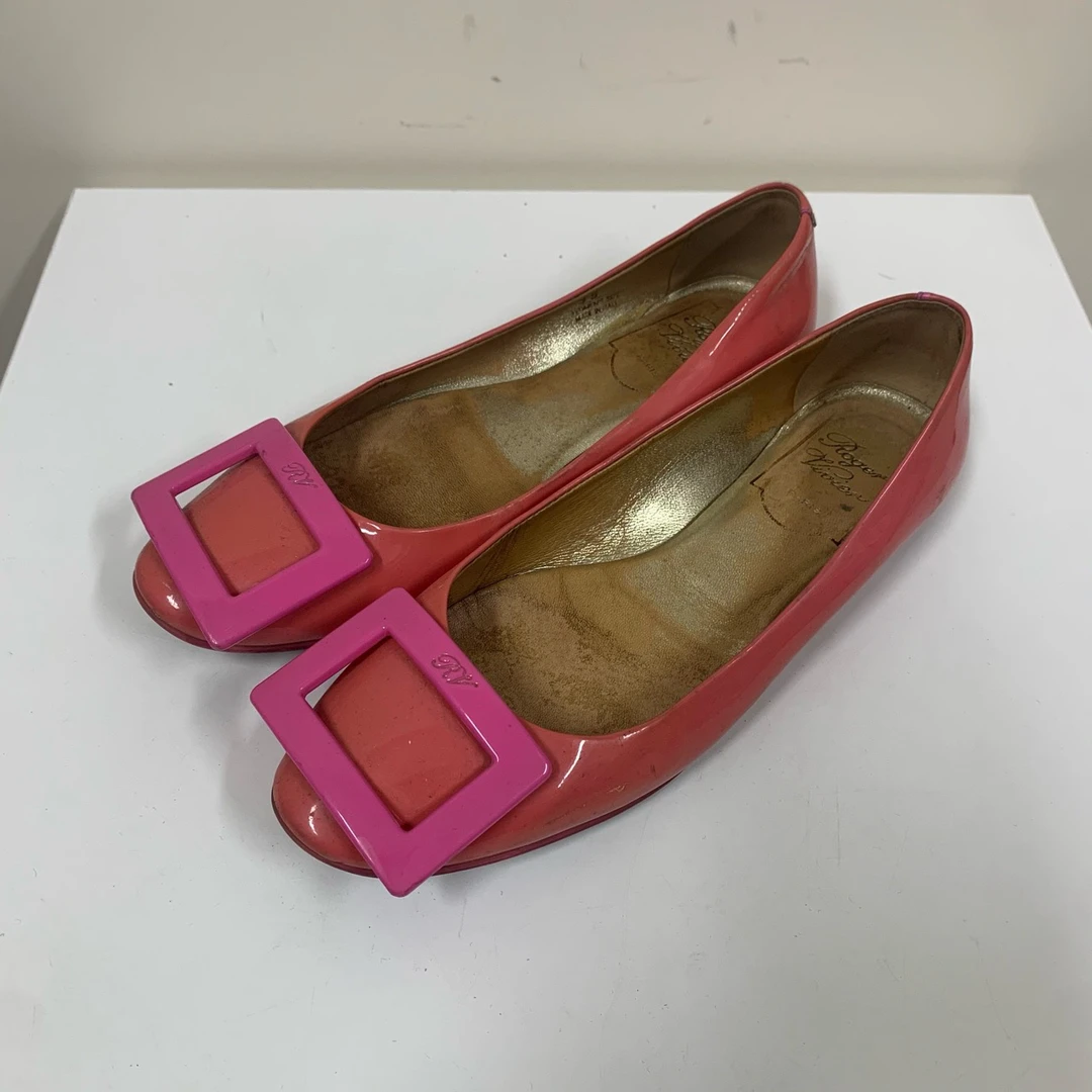 95新  【女鞋】【Rv】漆皮平底鞋 35码