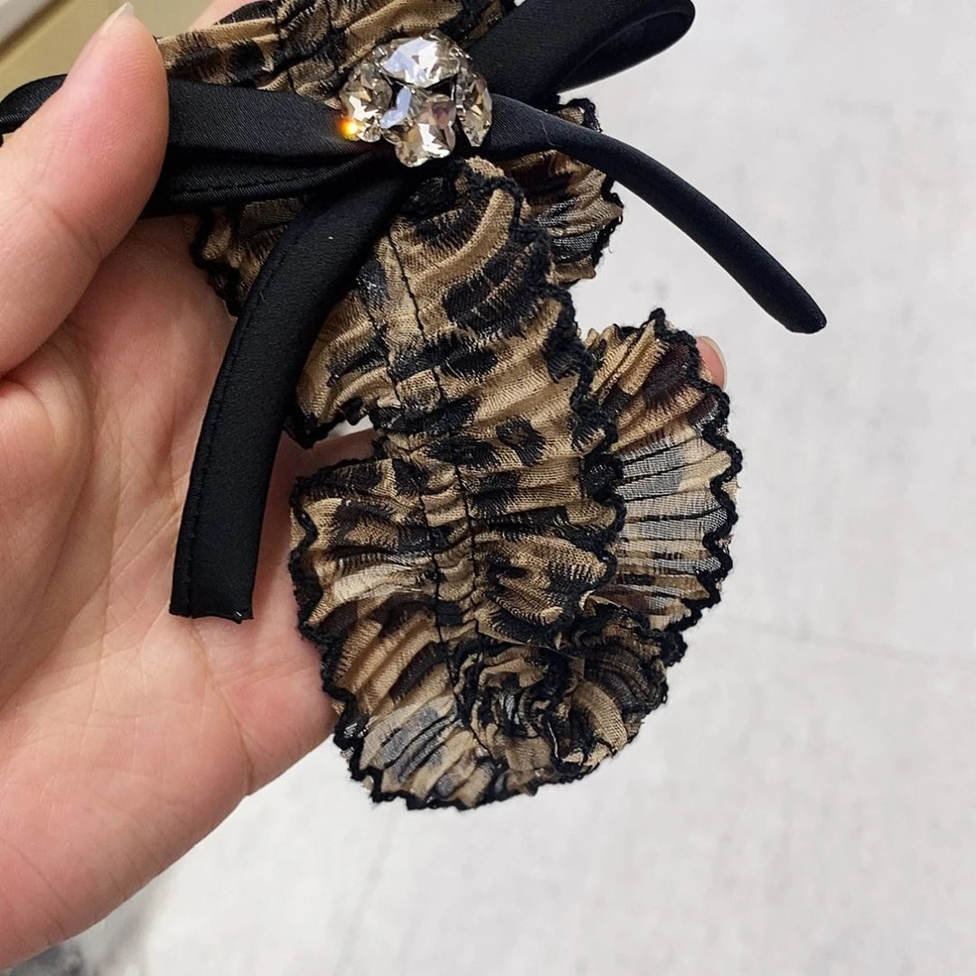 布艺非金属豹纹蕾丝懒人夹