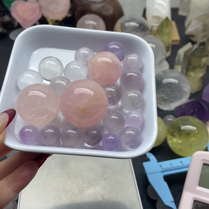 水晶44未镶嵌青**诗天然水晶