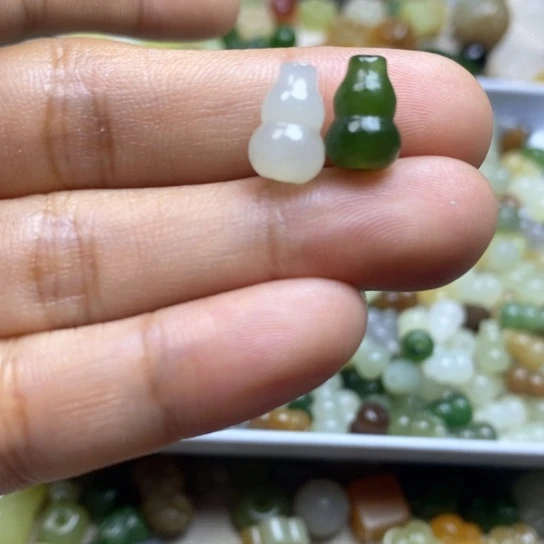 和田玉配件未镶嵌