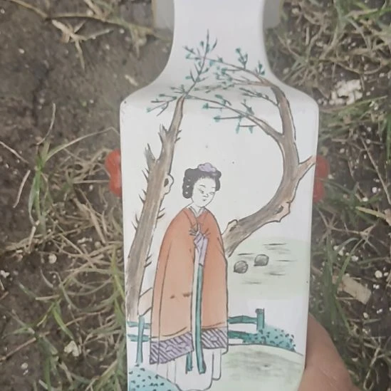 瓷，，，，，，，，，，，，，，，，