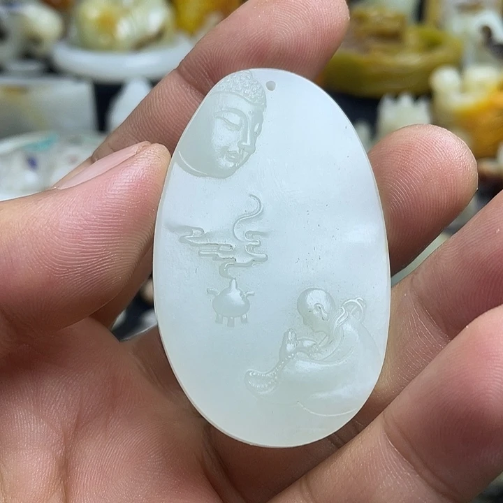 颈饰未镶嵌和田玉