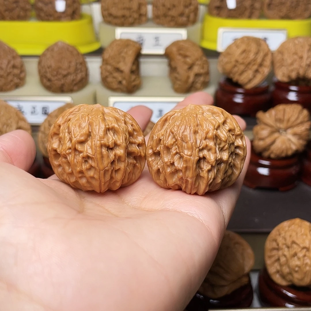 把件文玩核桃磨盘36左右