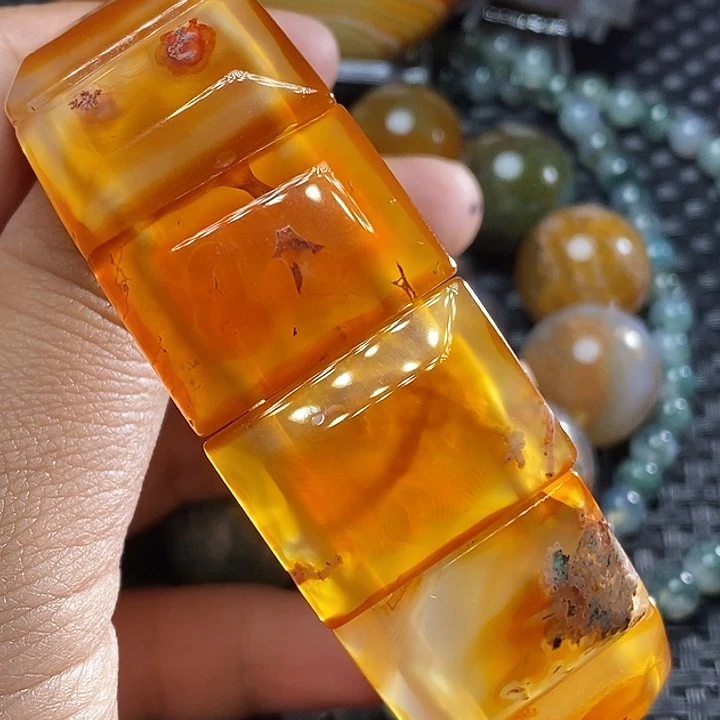 未镶嵌颈饰玛瑙/玉髓
