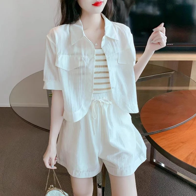 条纹吊带衬衫短裤三件套小众衣服女2025年夏装气质搭配一整套外套