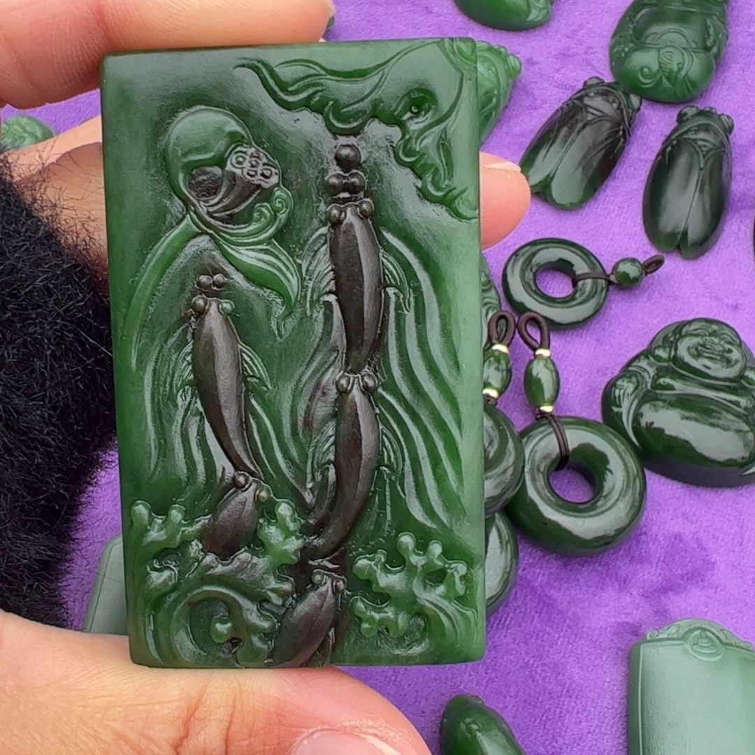 和田玉未镶嵌挂件