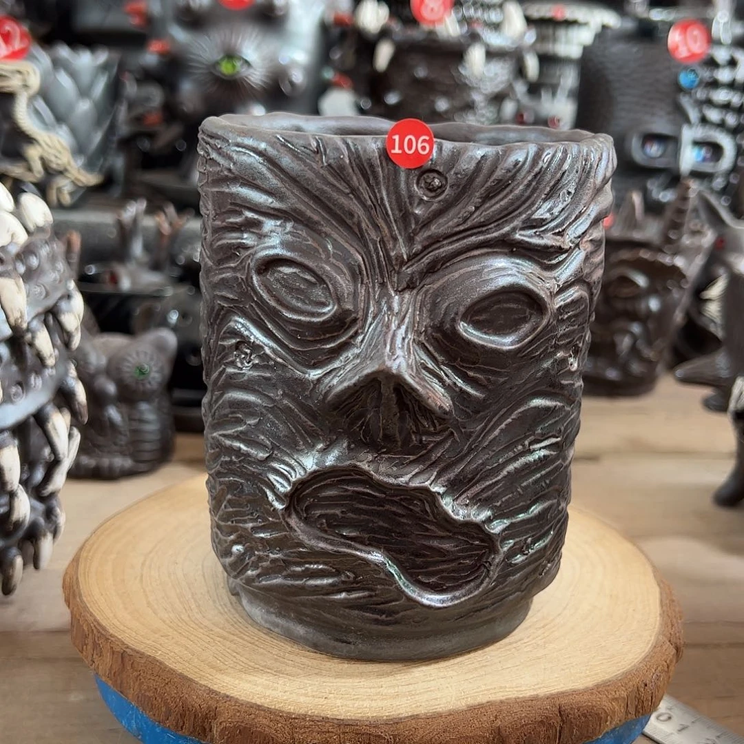 106号，手捏有手工制作痕迹，内口9外高13