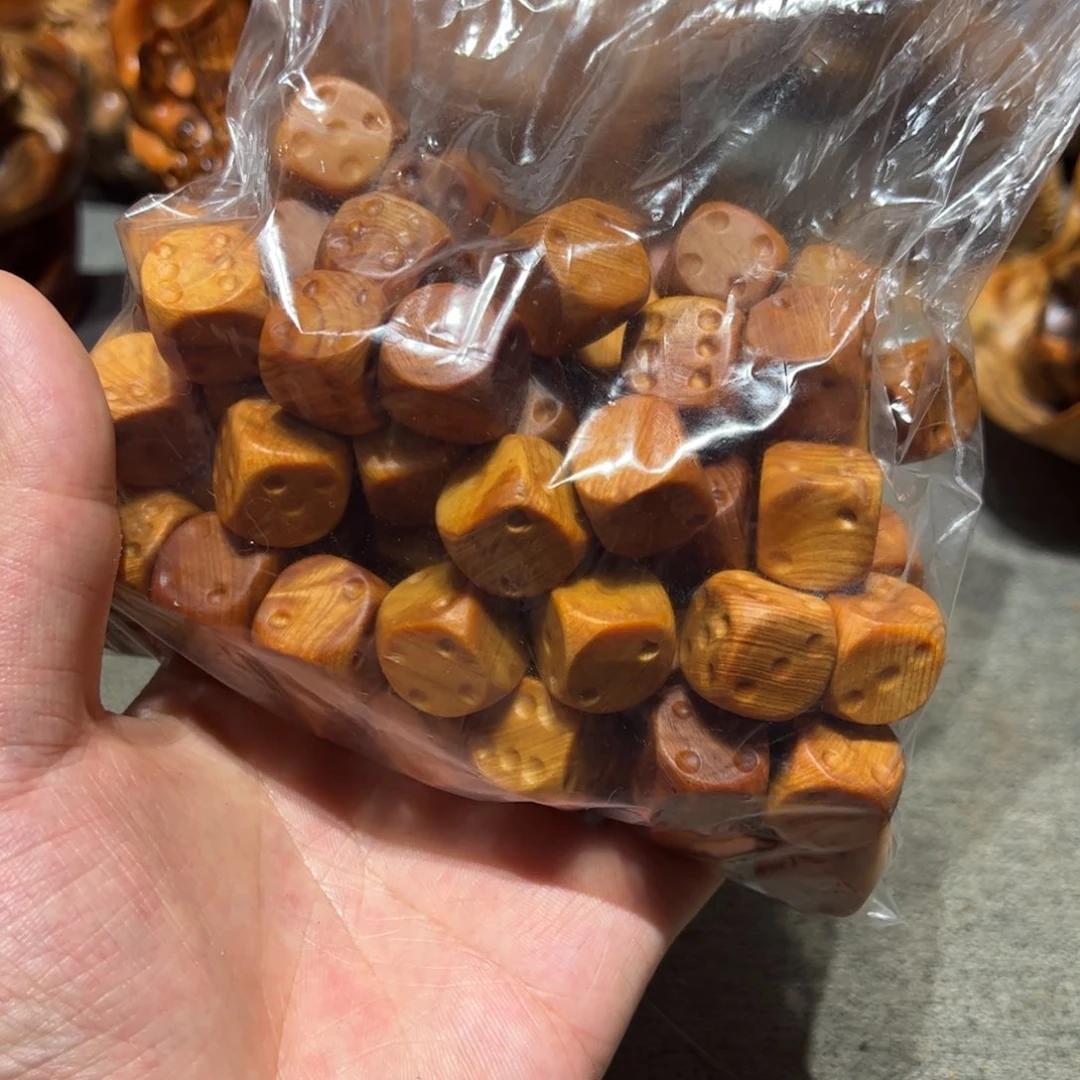 伊***曼柏木（崖柏）北太行陈化崖柏三个