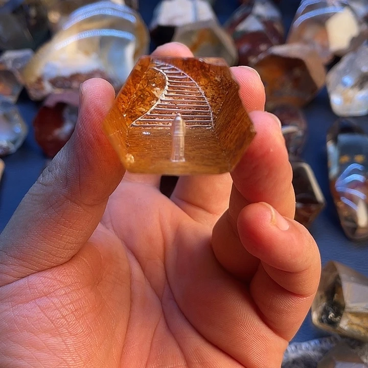 未镶嵌珠宝半成品水晶