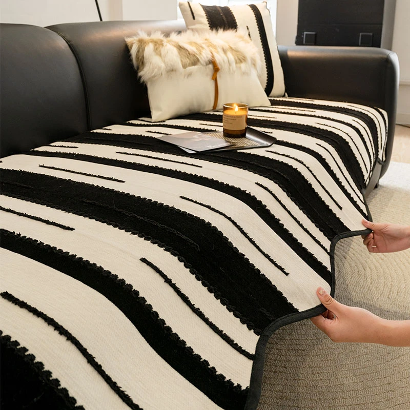 高级感皮沙发垫四季通用2025新款一片式直排防滑异形沙发坐垫子