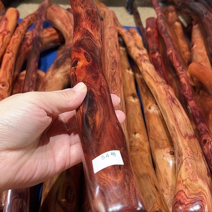 陈***哥木长35厘米老料瘤疤鬼脸