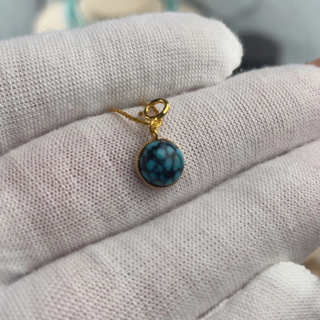 绿松石手链18K金镶嵌吊坠