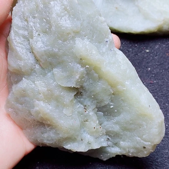 未镶嵌和田玉（糖玉）珠宝半成品