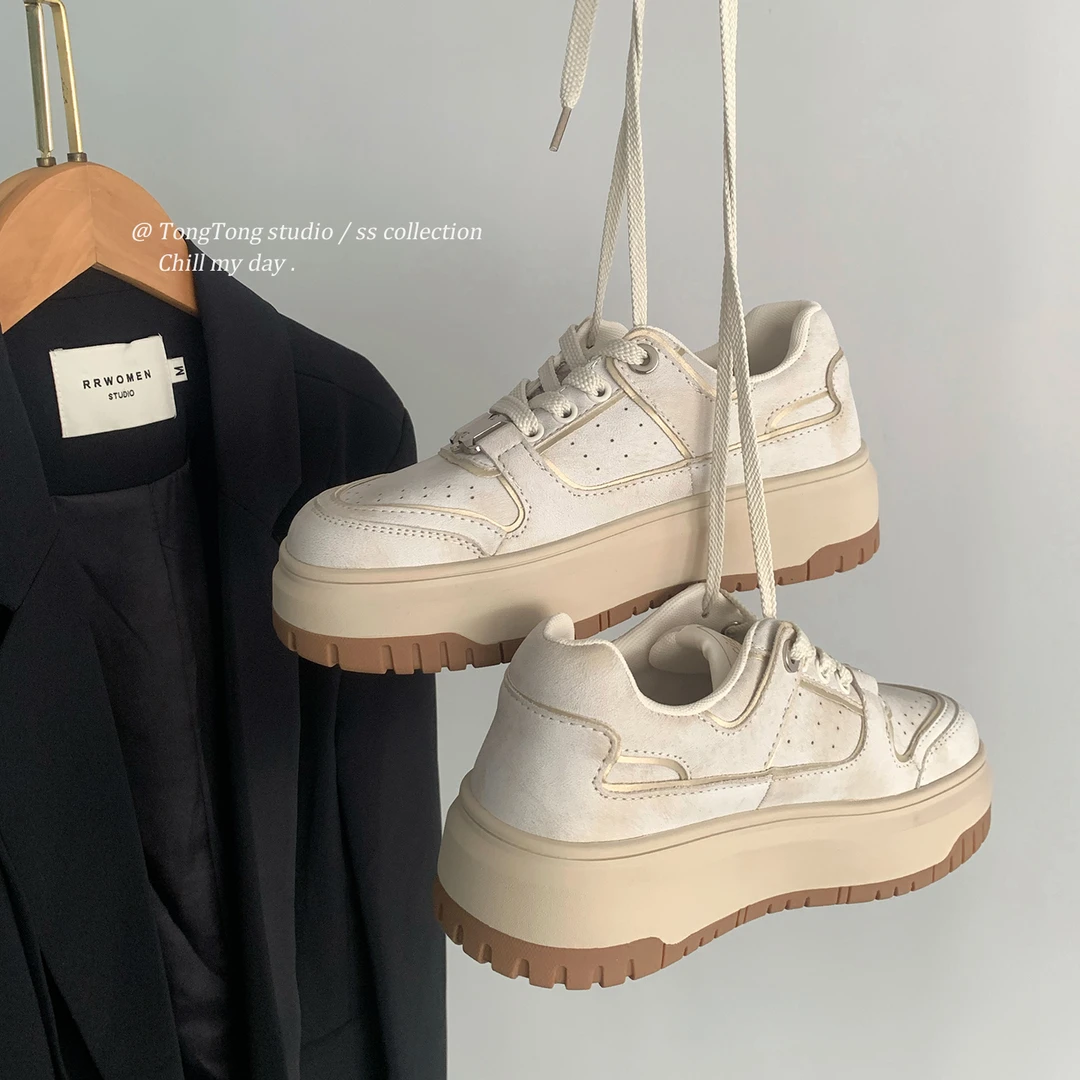 TONG潼潼厚底增高小白鞋女2025新款复古百搭小个子擦色休闲板鞋