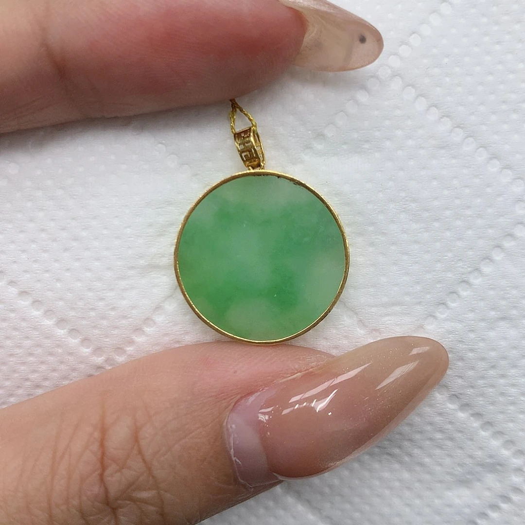 颈饰18K金镶嵌翡翠