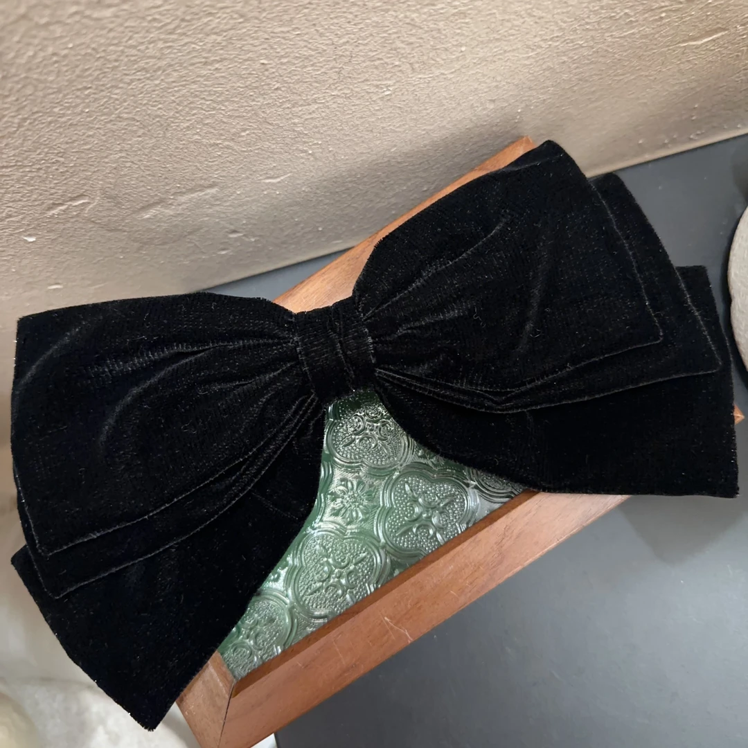 东大门蝴蝶结弹簧夹Y79