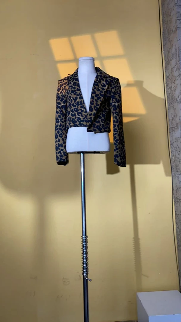 豹纹潮服多巴胺潮服女童个性西装模特走秀潮服服装
