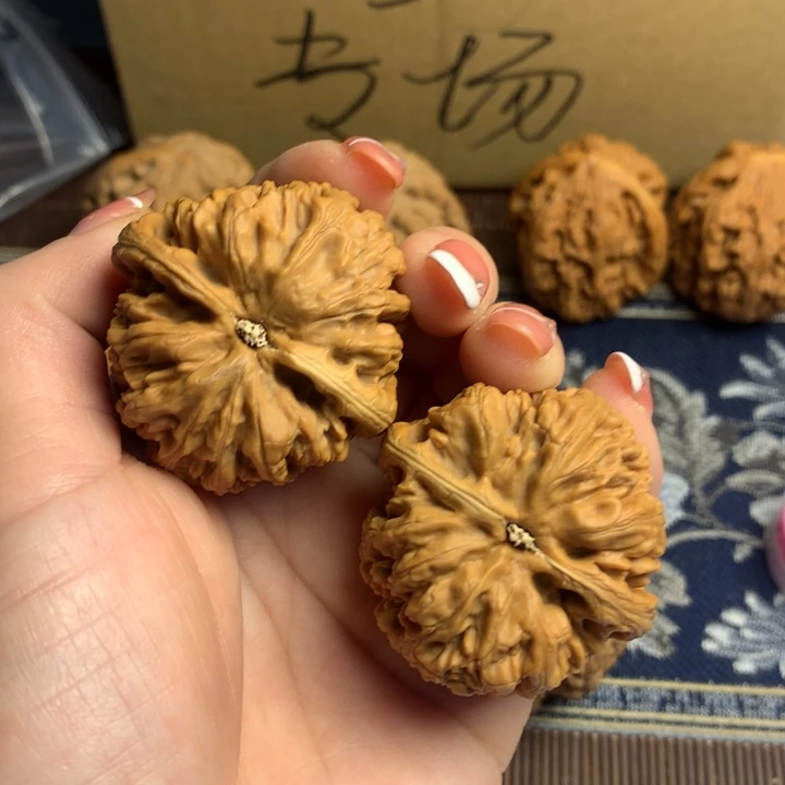 吊坠文玩核桃语****号粗筋