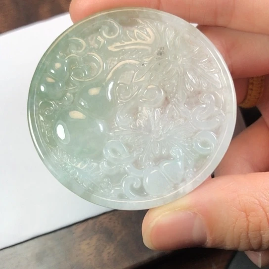 翡翠未镶嵌颈饰缅甸A货，每天下午1点半开播