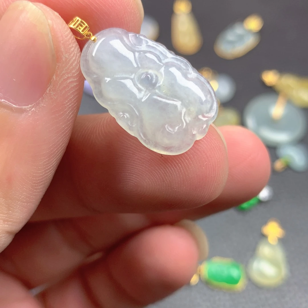 【闪购商品】颈饰18K金镶嵌翡翠翡翠