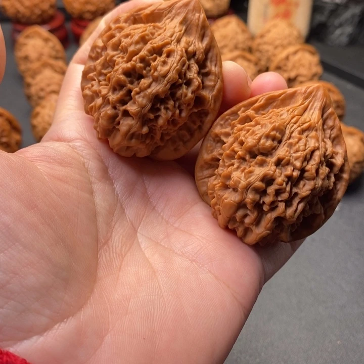 把件文玩核桃45尺鸡心官帽