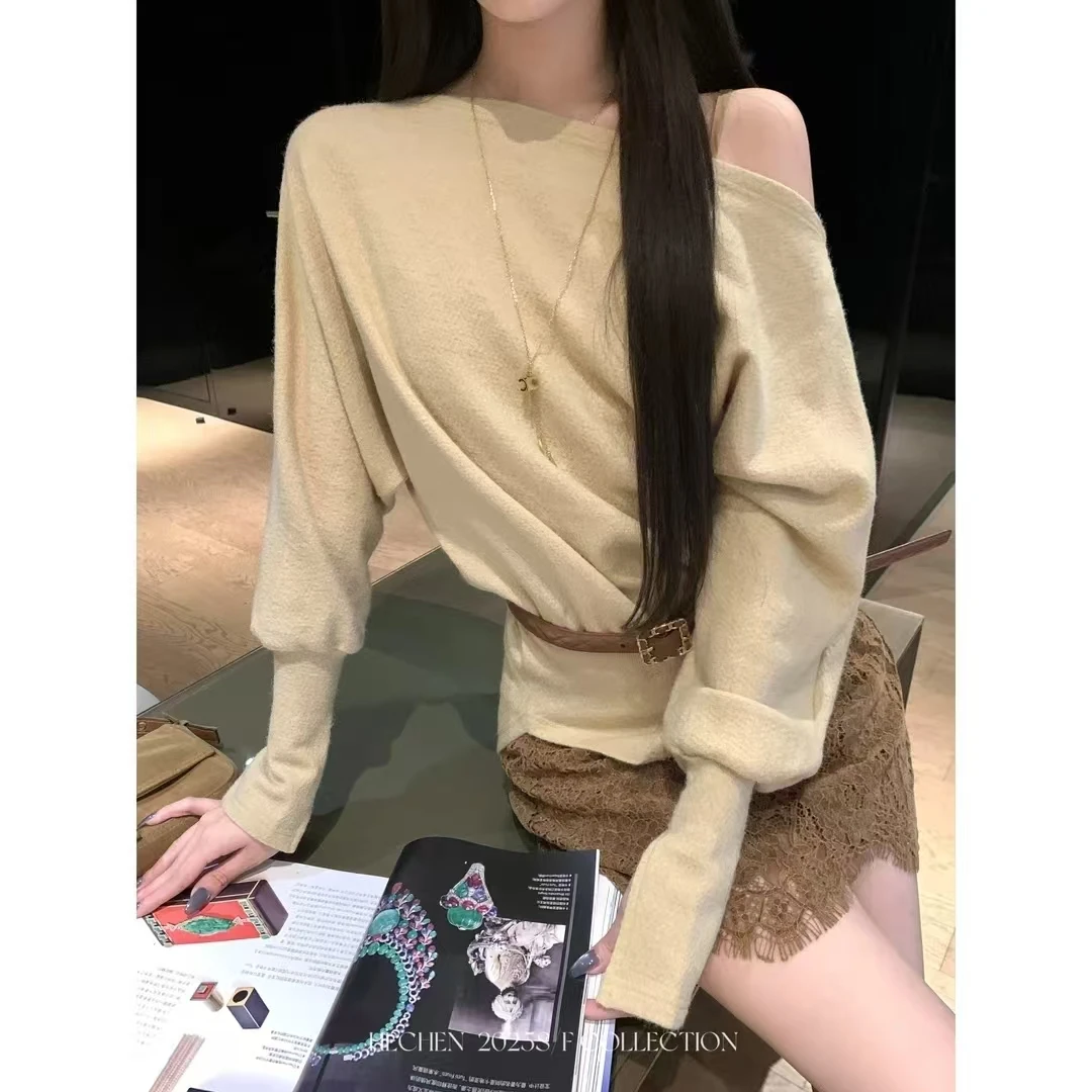 禾呈早秋温柔针织斜肩宽松显瘦上衣女长袖上衣＋蕾丝连衣裙
