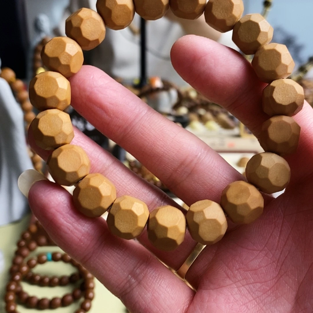 涅***琪手串猴头核桃足球