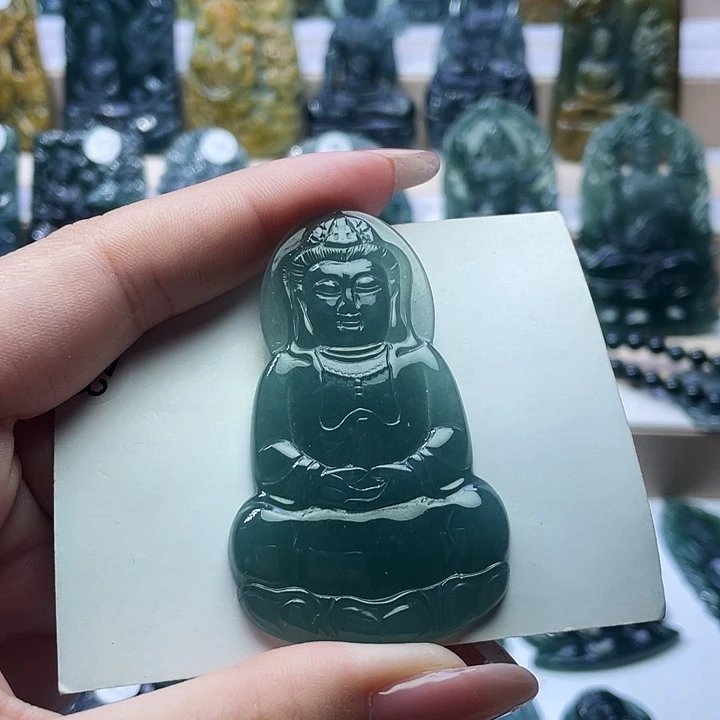 翡翠未镶嵌颈饰翡翠未镶嵌