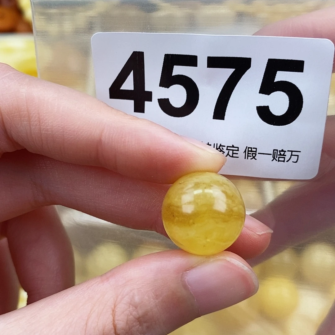 蜜蜡未镶嵌珠宝奇石16