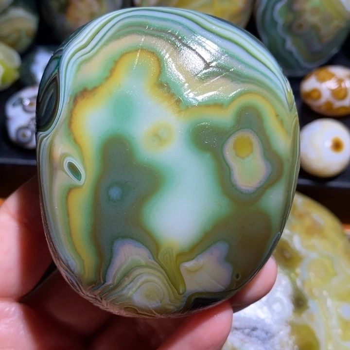 未镶嵌玛瑙/玉髓珠宝半成品159