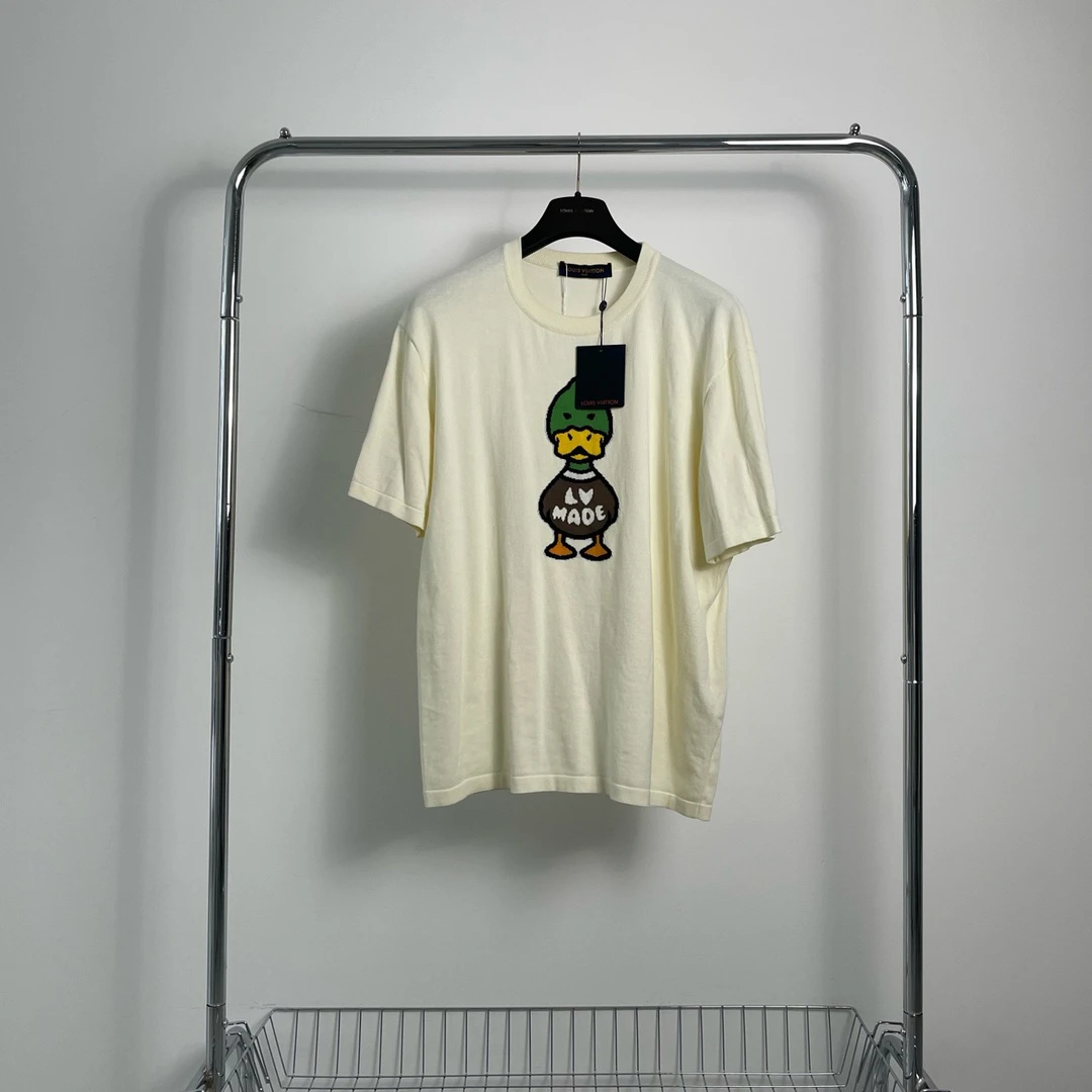 全新未使用 louis vuitton 路易威登联名nigo鸭子米色短袖尺码xxl