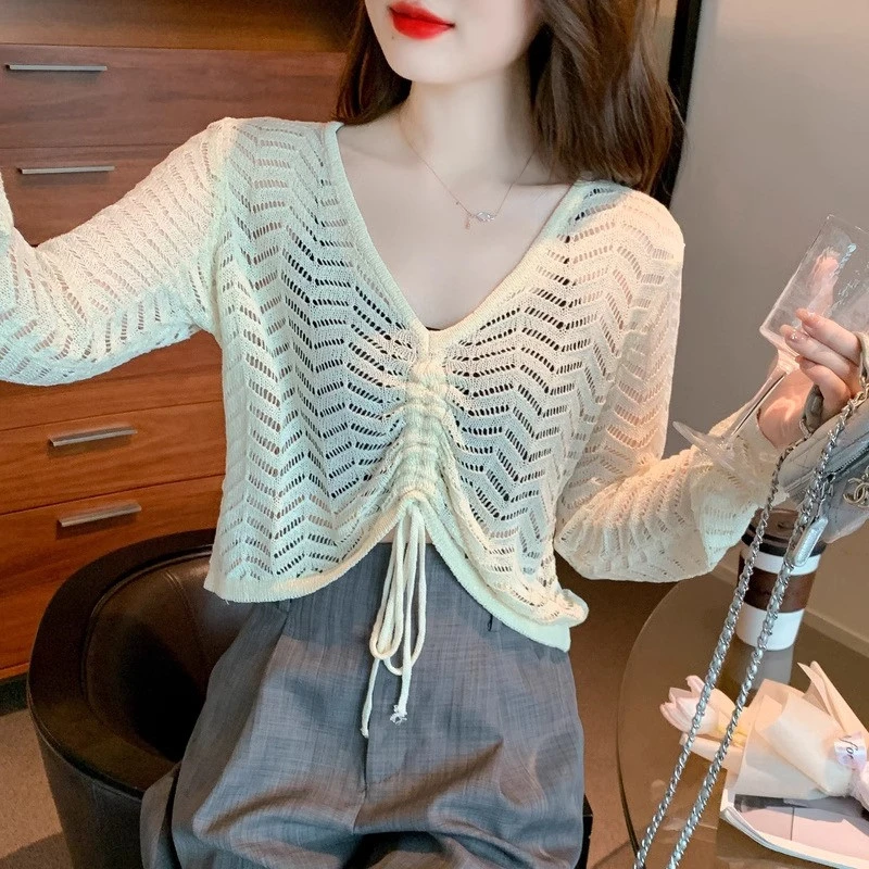 长袖镂空短款春夏显瘦外搭薄款毛针织衫洋气防晒针织衫抽绳坎肩女