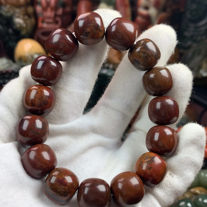 透闪石质玉未镶嵌珠宝奇石