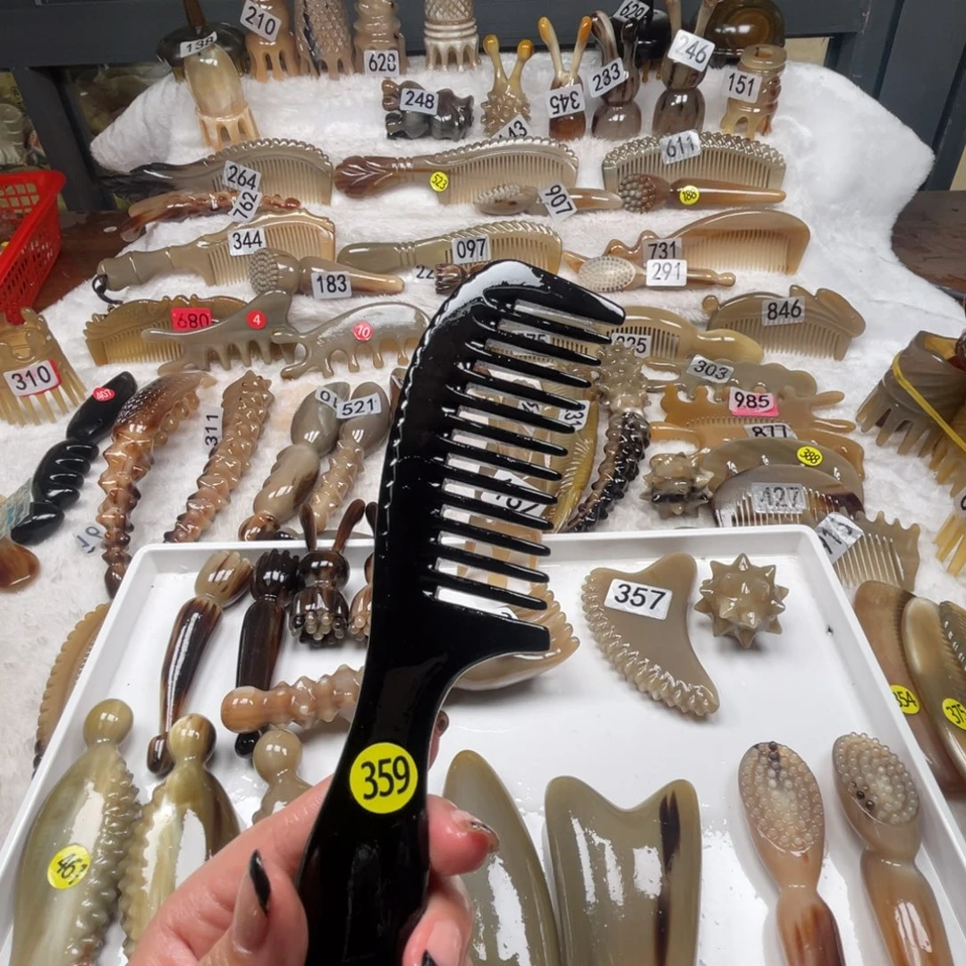 嘉***月牛角梳牛角福利款