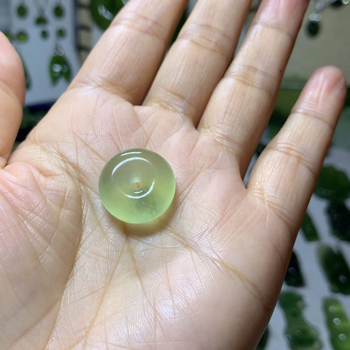 岫玉颈饰未镶嵌大***你