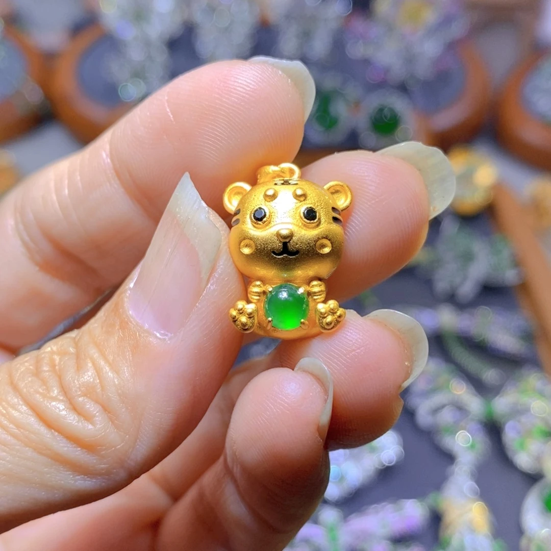 翡翠颈饰银S925镶嵌天然翡翠